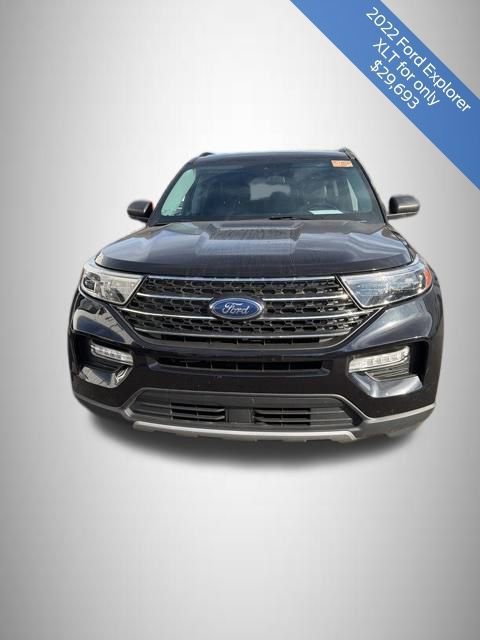 Certified 2022 Ford Explorer XLT w/ Equipment Group 202A image 15