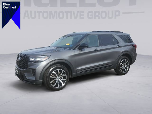 Certified 2025 Ford Explorer ST-Line image 1