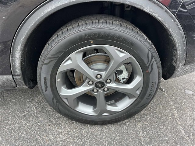 Certified 2025 Ford Escape ST-Line image 8