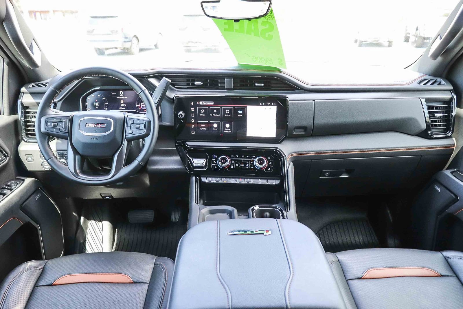 Used 2025 GMC Sierra 2500 AT4 w/ AT4 Premium Plus Package AWD/4WD image 12