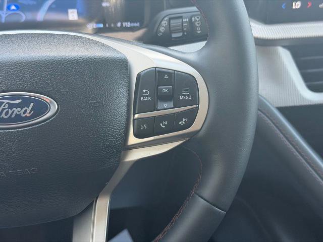 Certified 2025 Ford Explorer Active AWD/4WD image 18