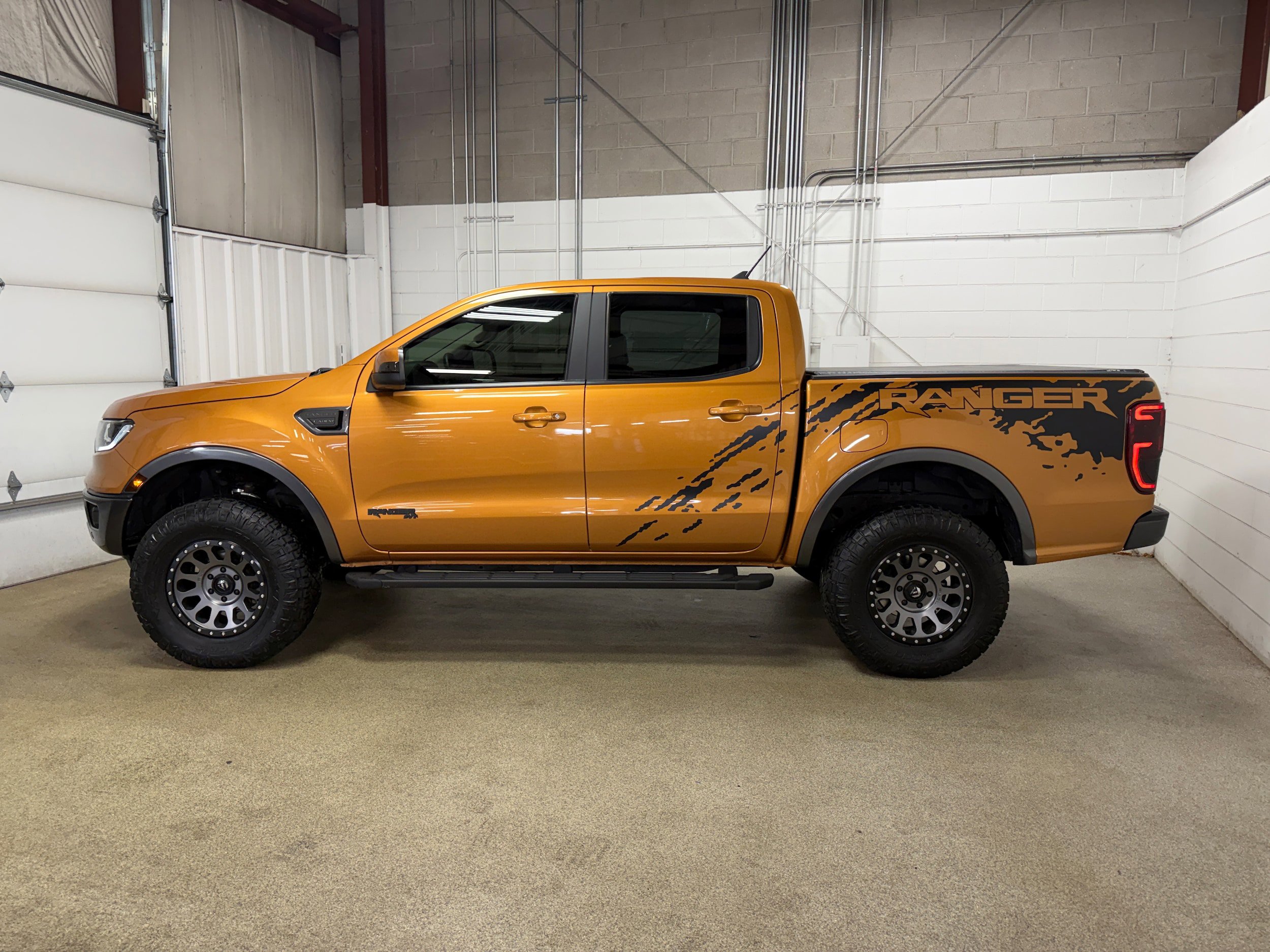 Certified 2019 Ford Ranger Lariat w/ Equipment Group 501A Mid AWD/4WD image 6