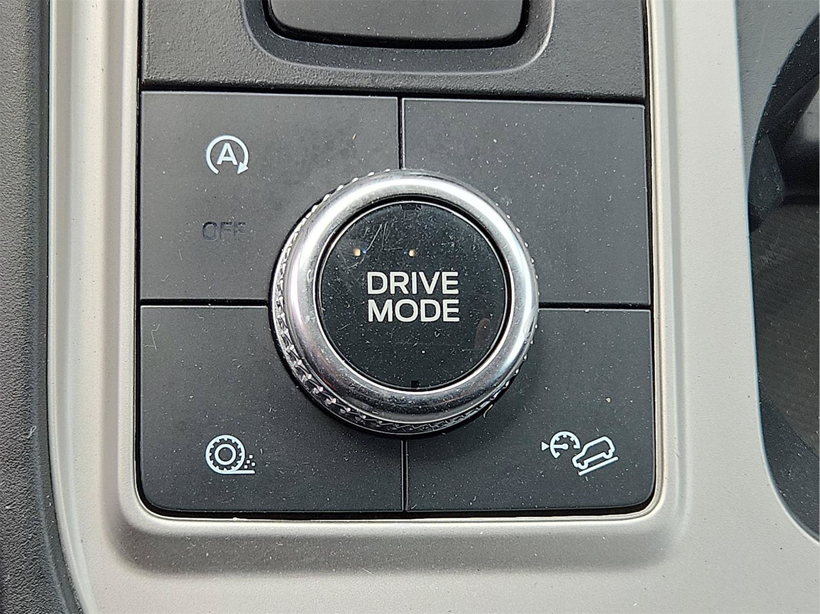Certified 2023 Ford Explorer XLT AWD/4WD image 19
