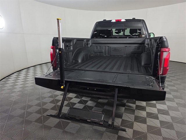 Certified 2024 Ford F150 Platinum w/ FX4 Off-Road Package image 11