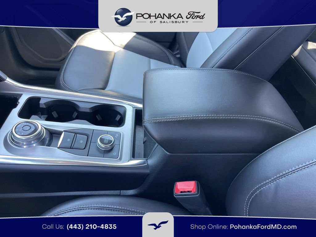 Certified 2022 Ford Explorer XLT w/ Equipment Group 202A AWD/4WD image 14