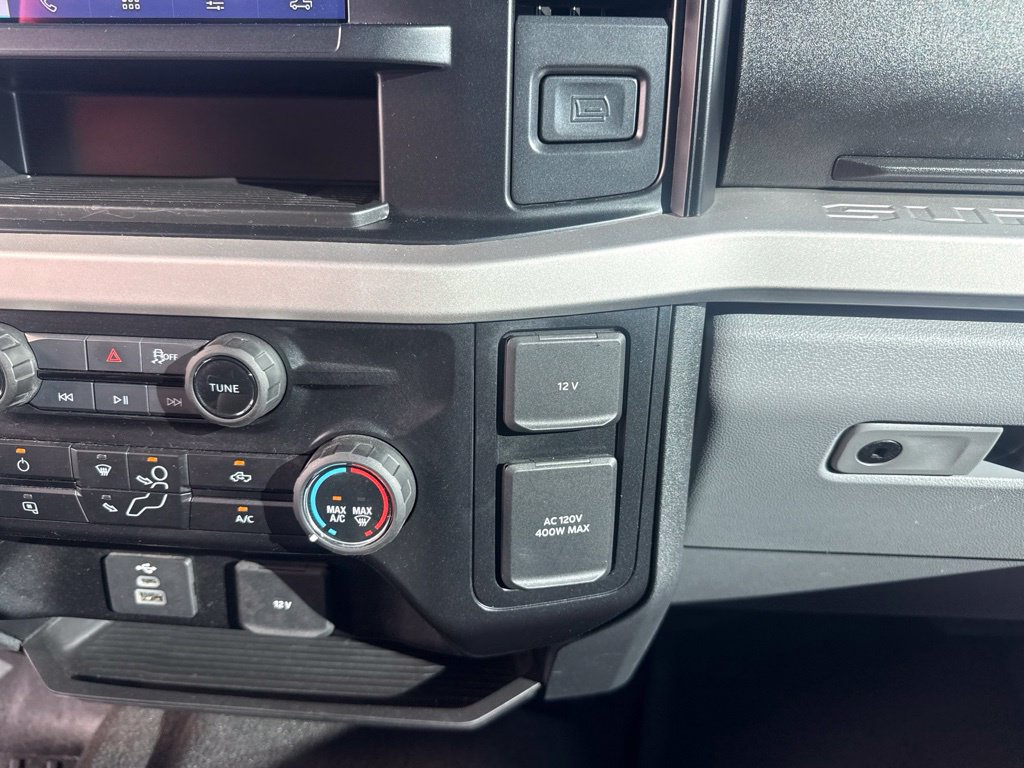 Certified 2025 Ford F350 XLT AWD/4WD image 29