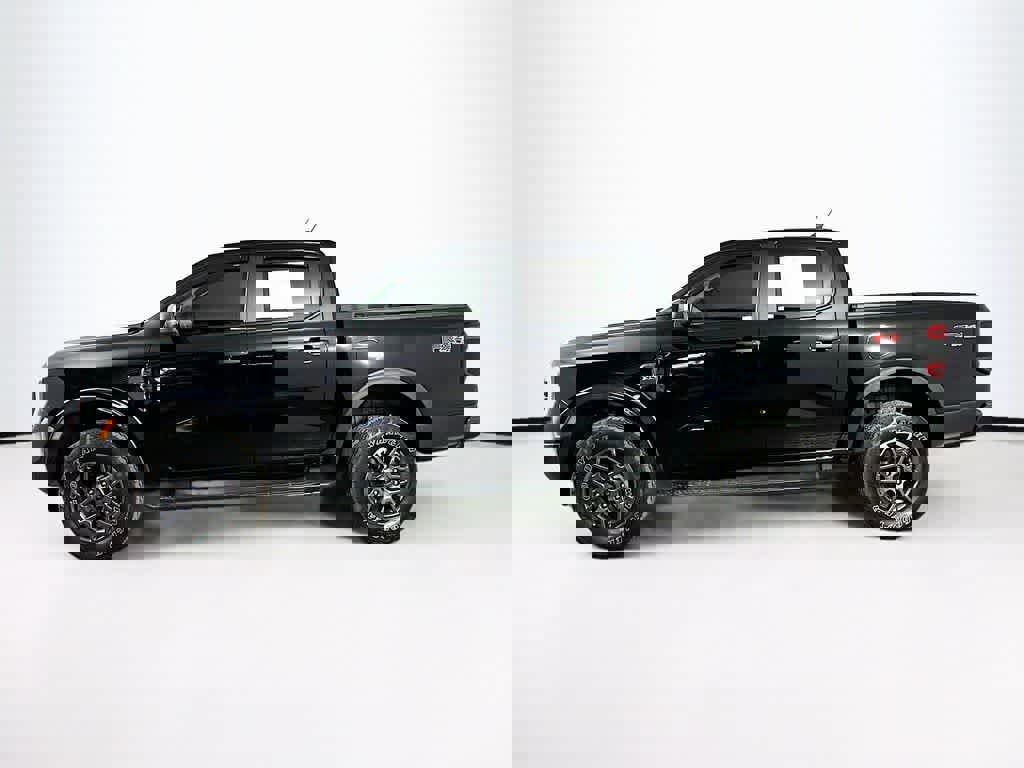 Certified 2024 Ford Ranger XLT w/ FX4 Off-Road Package image 3