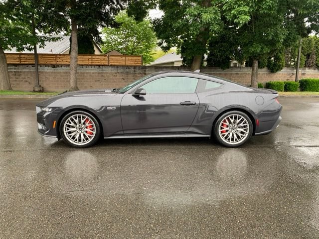 Certified 2024 Ford Mustang GT Premium RWD image 2