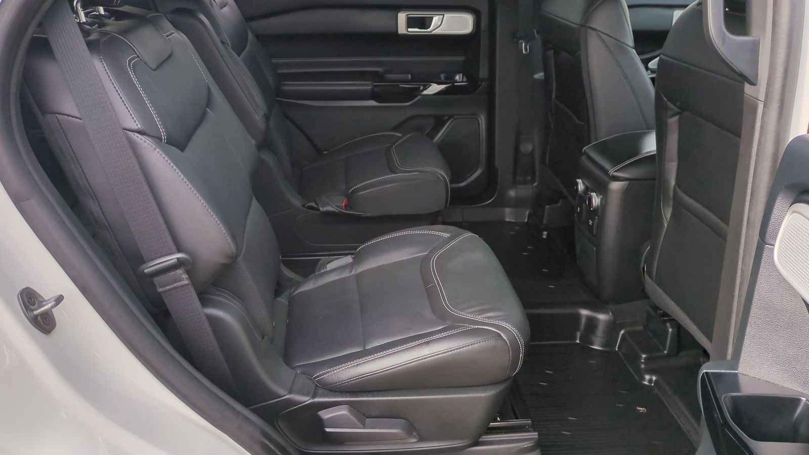 Certified 2023 Ford Explorer ST w/ Equipment Group 401A image 22