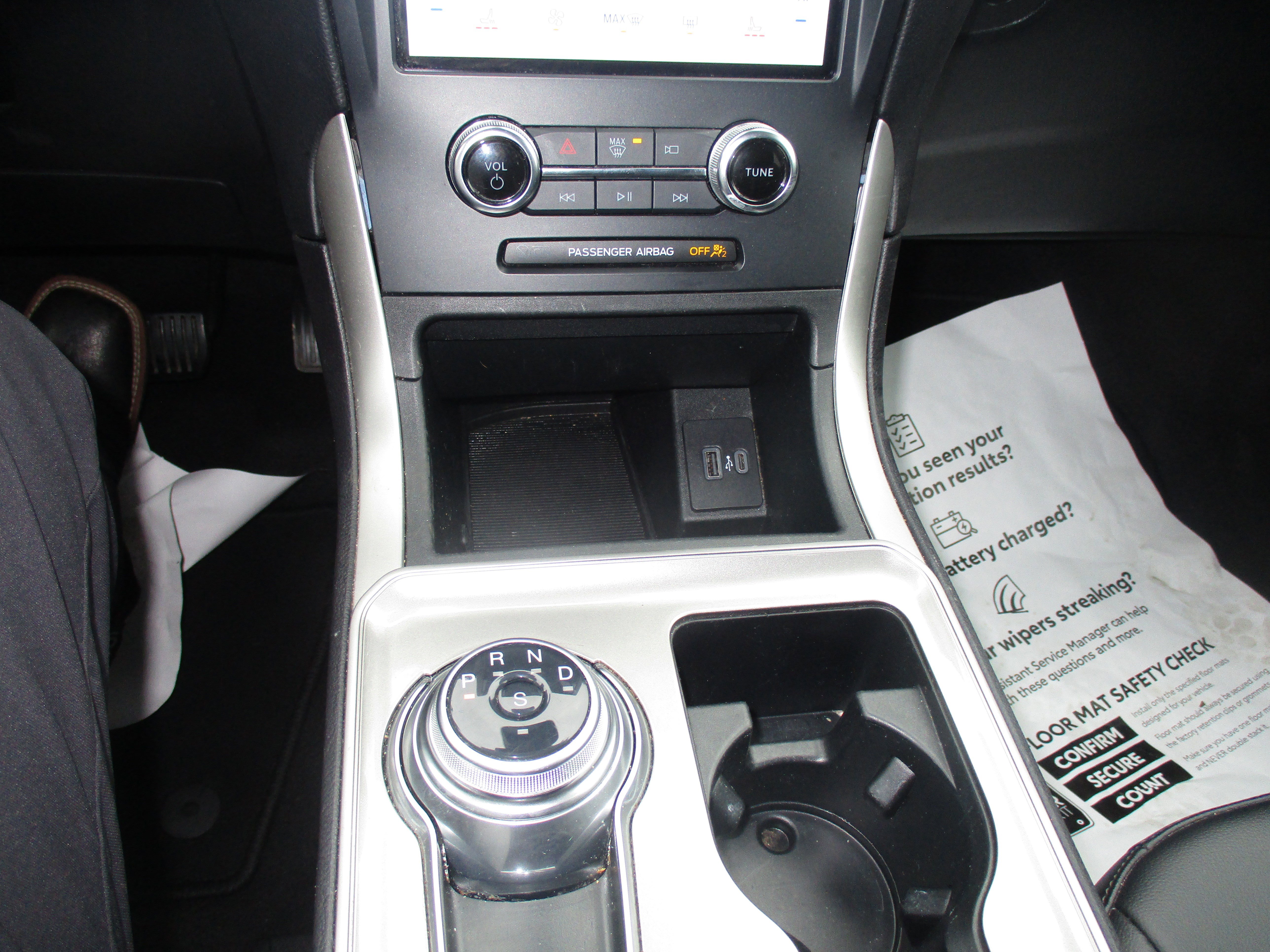 Certified 2024 Ford Edge SEL image 16