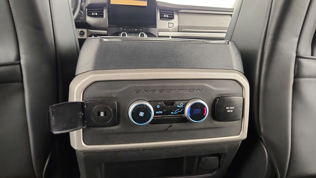Certified 2024 Ford Expedition XLT AWD/4WD image 23