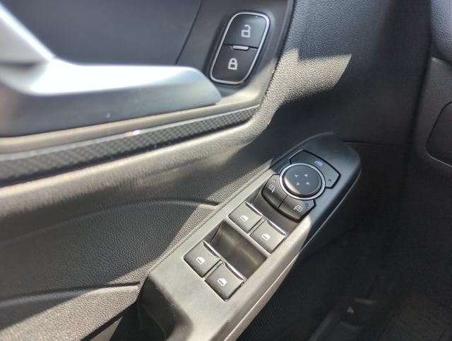 Certified 2025 Ford Escape ST-Line AWD/4WD image 29