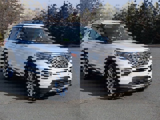 Certified 2021 Ford Explorer Platinum w/ Equipment Group 601A image 7