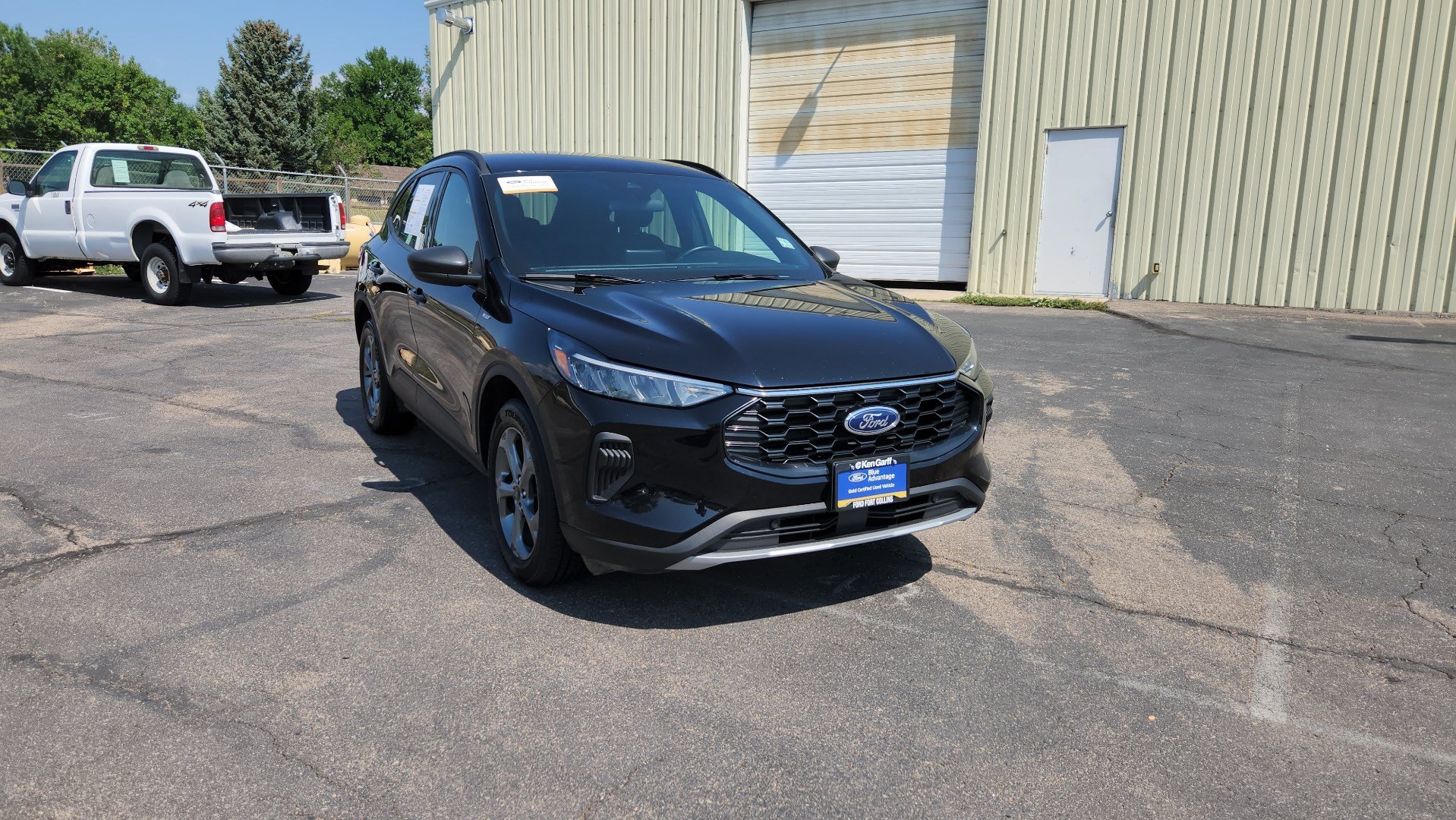 Certified 2025 Ford Escape ST-Line AWD/4WD image 14
