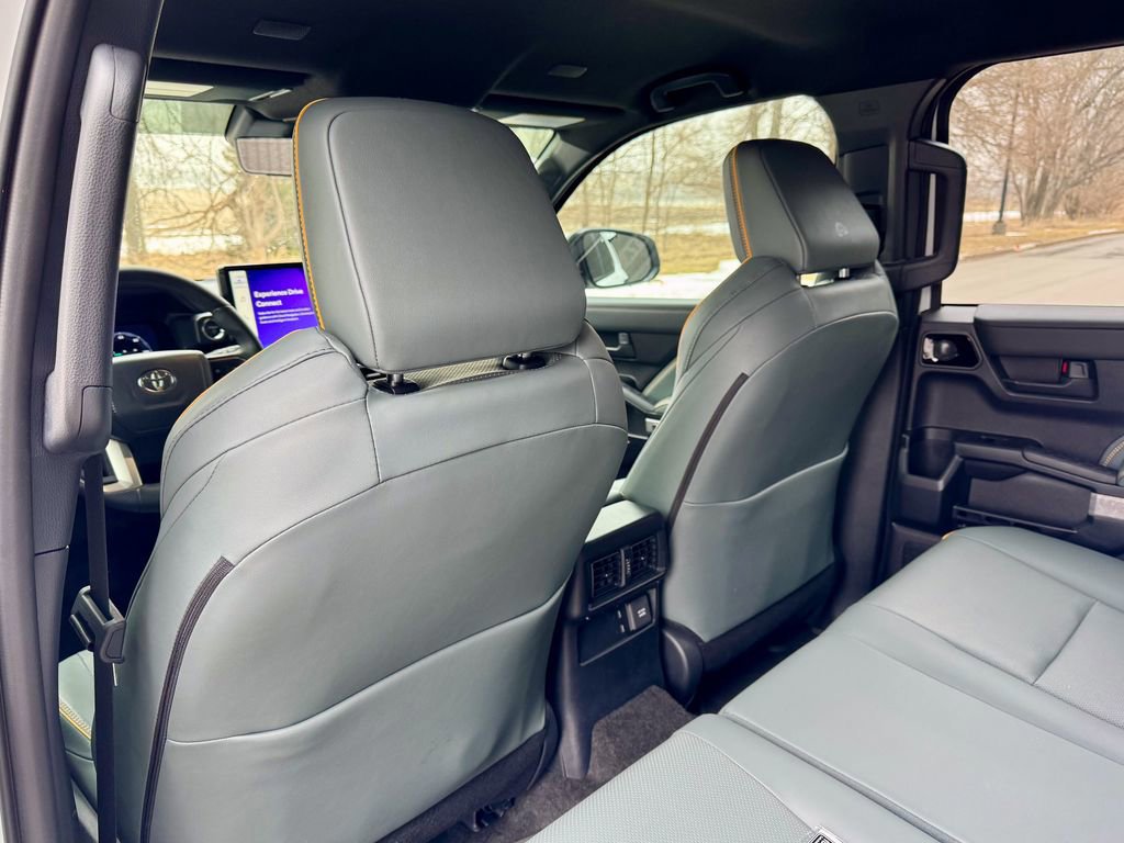 Used 2025 Toyota 4Runner Trailhunter image 13