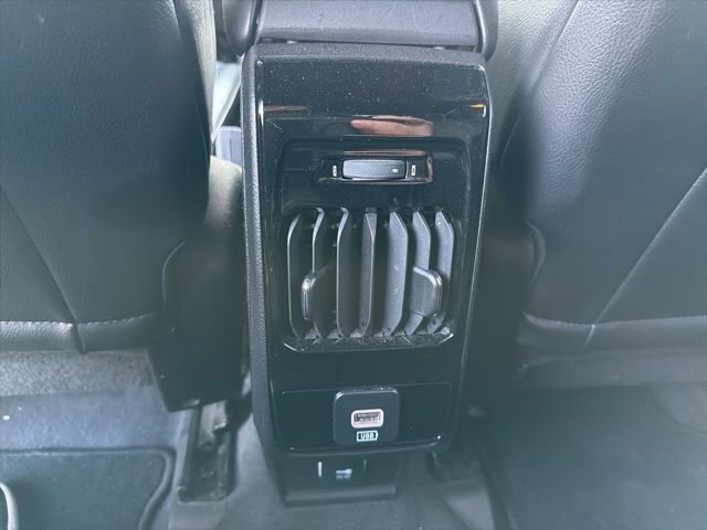 Used 2023 Jeep Compass Latitude image 12