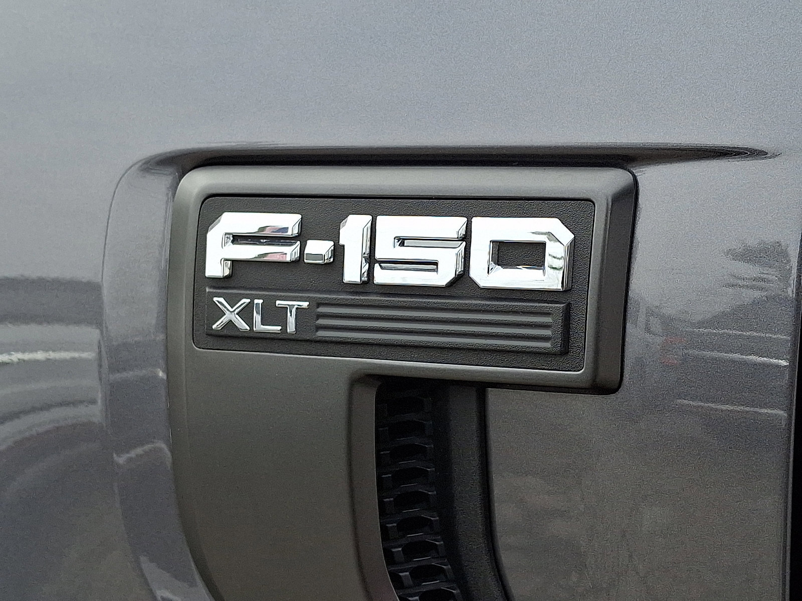 Certified 2023 Ford F150 XLT w/ Equipment Group 302A High image 33