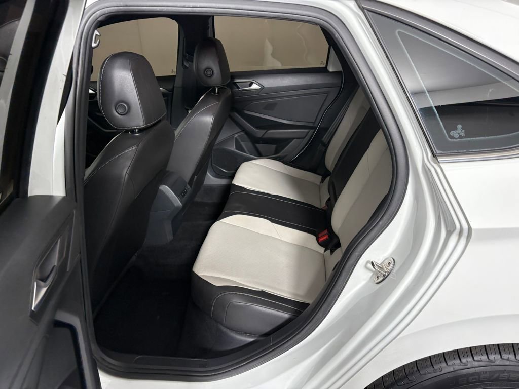 Used 2019 Volkswagen Jetta R-Line w/ R-Line Cold Weather Package image 29