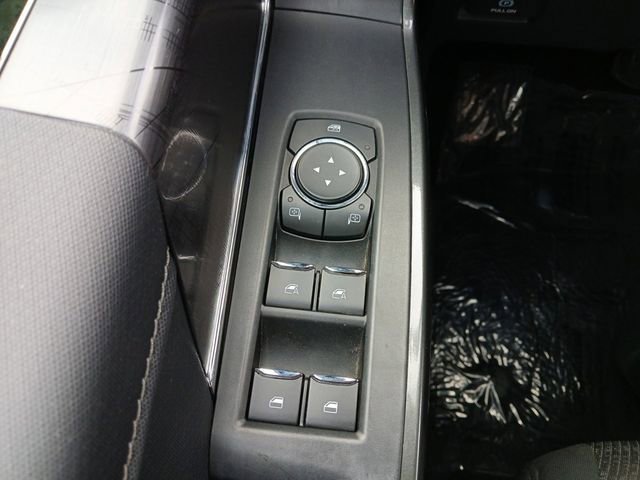 Certified 2022 Ford F150 XLT w/ Equipment Group 302A High image 11