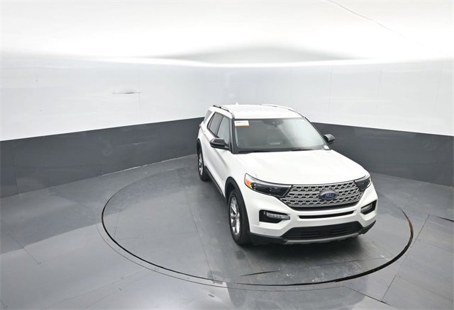 Certified 2023 Ford Explorer Limited w/ Equipment Group 301A image 25
