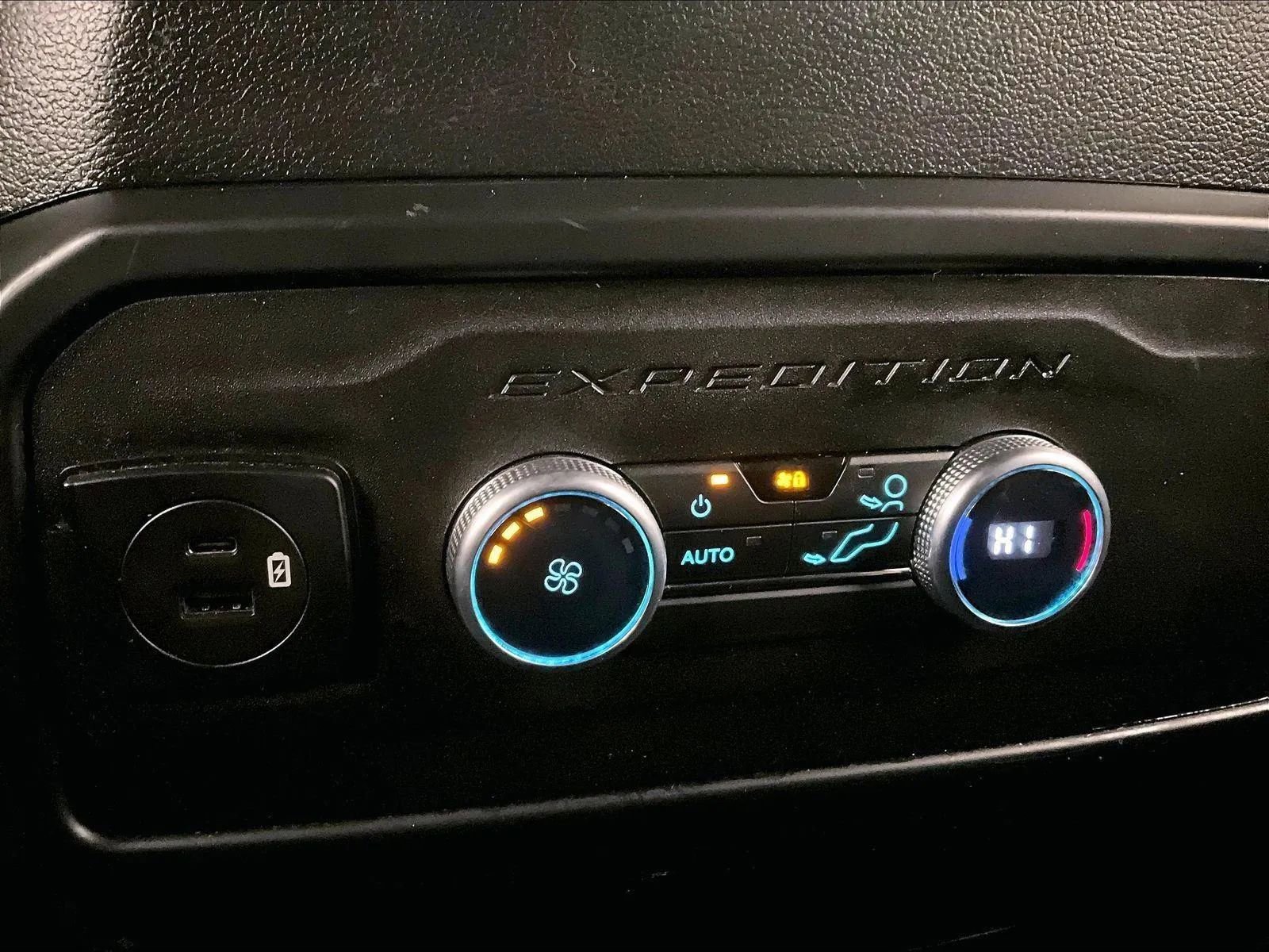 Certified 2021 Ford Expedition XLT image 33