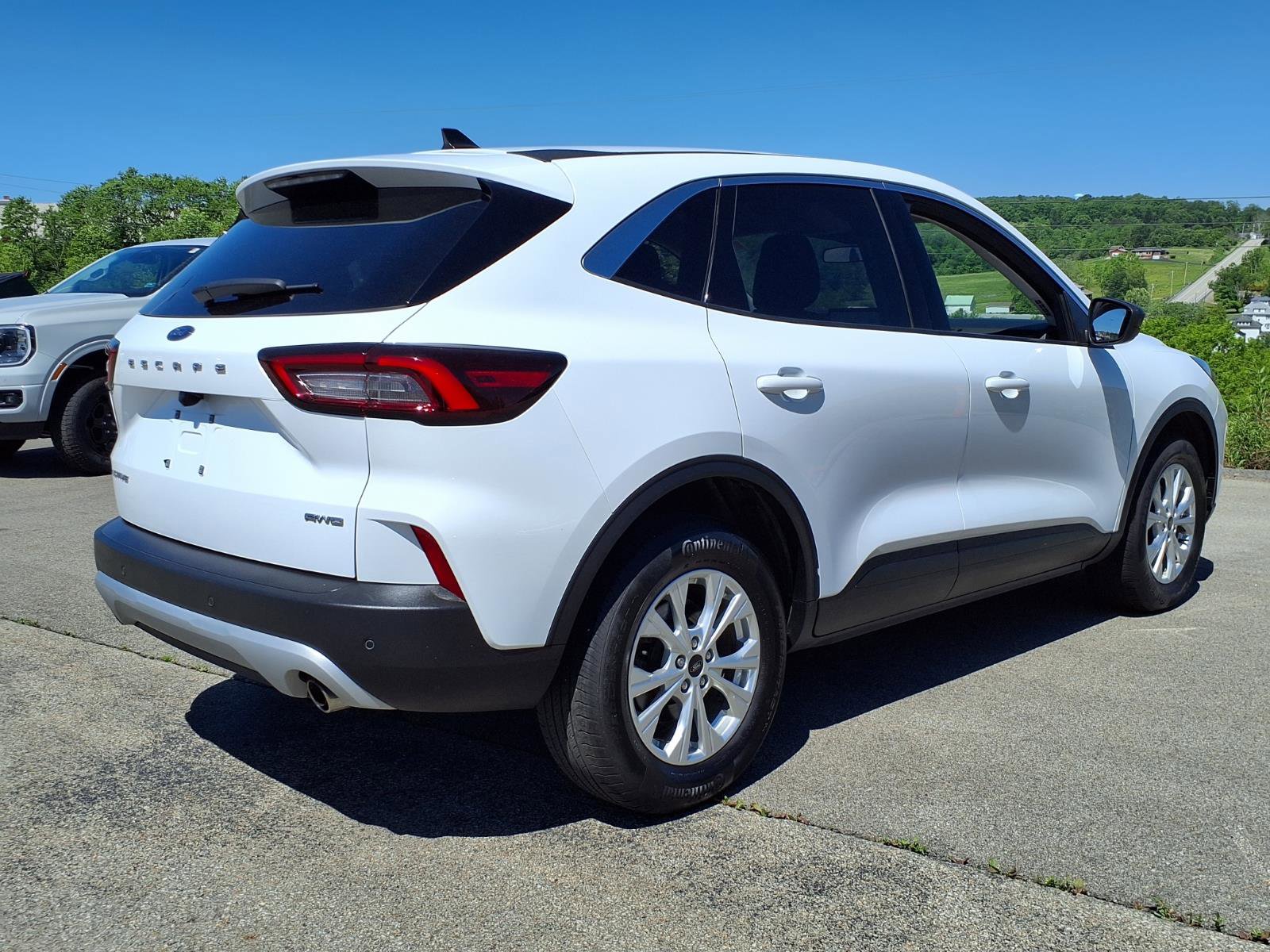 Certified 2023 Ford Escape Active w/ Tech Pack #1 AWD/4WD image 5