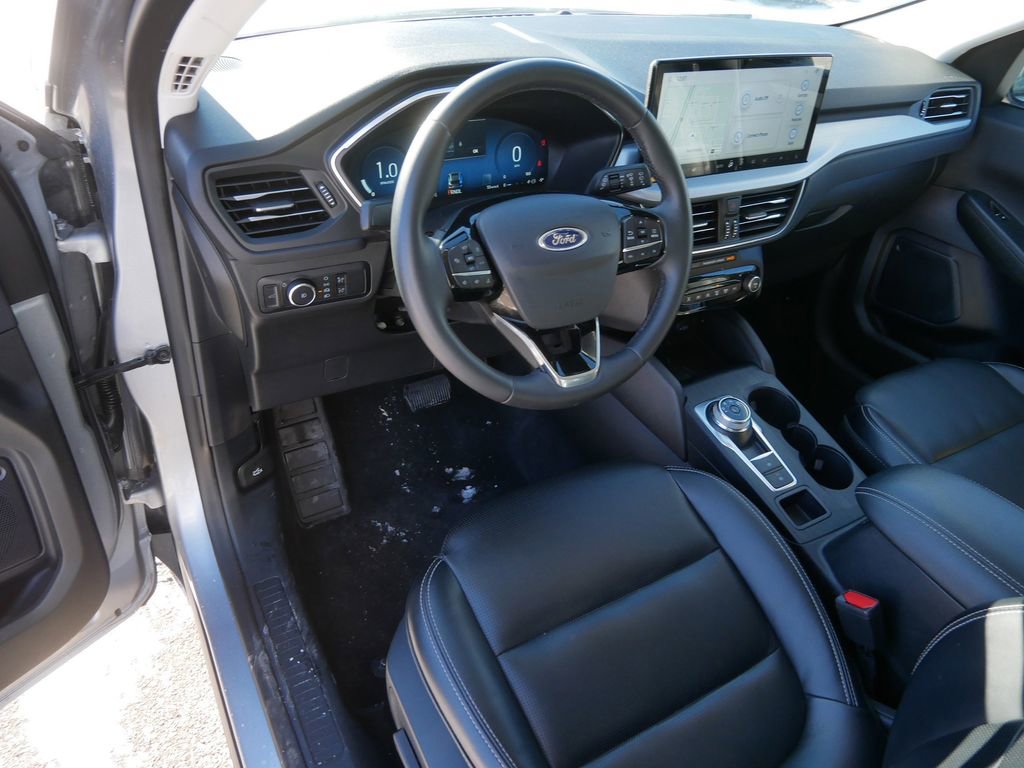 Certified 2024 Ford Escape Platinum image 11