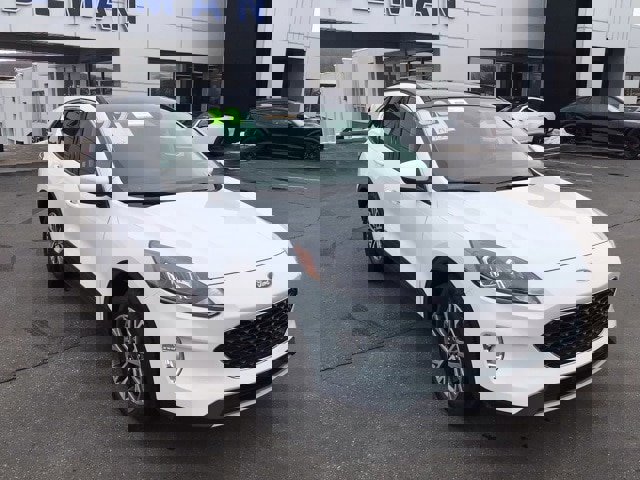 Certified 2022 Ford Escape SEL image 1