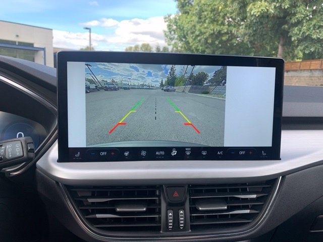 Certified 2025 Ford Escape Platinum AWD/4WD image 21