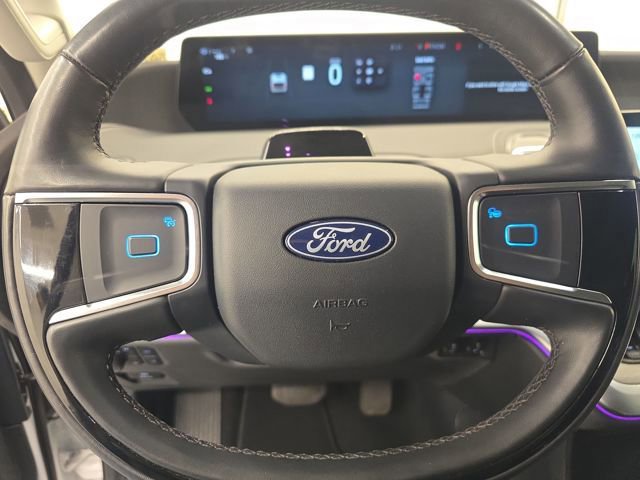 Certified 2025 Ford Expedition Max Platinum image 36