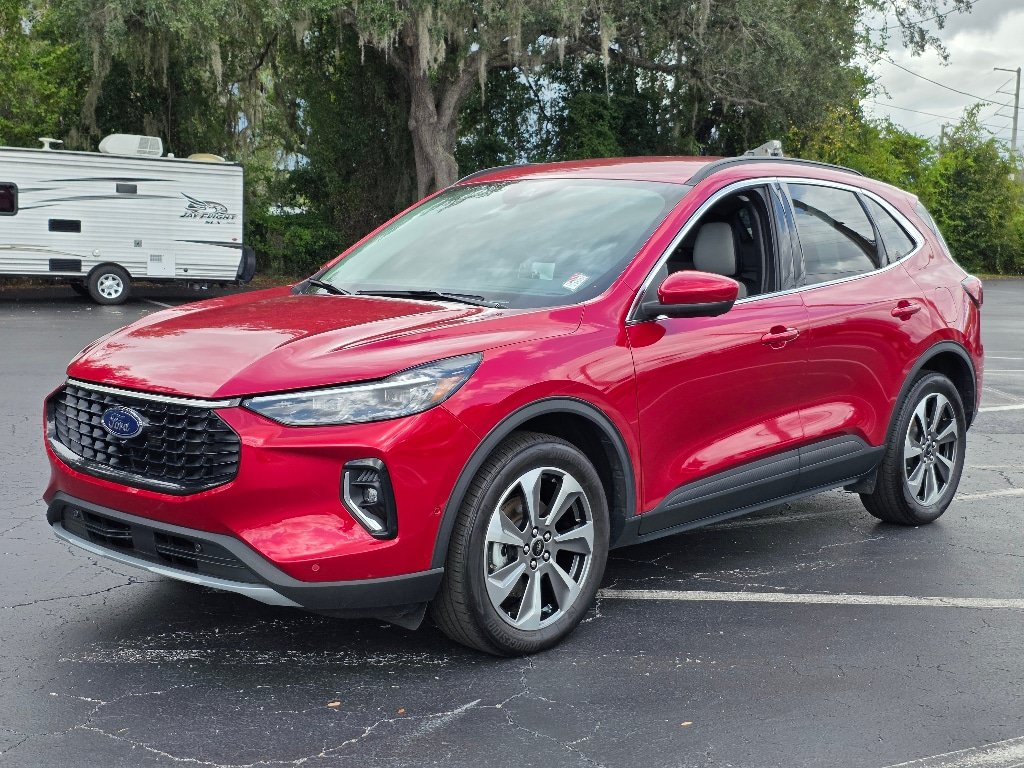 Certified 2023 Ford Escape Platinum w/ Premium Technology Package AWD/4WD image 9