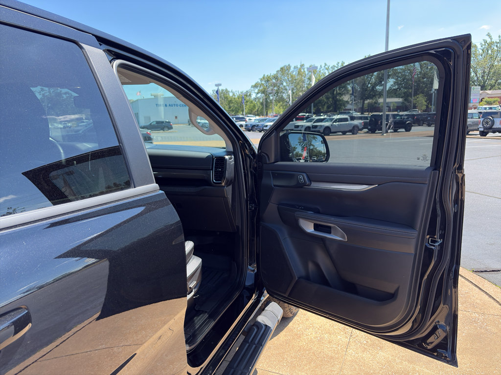 Certified 2024 Ford Ranger Lariat w/ FX4 Off-Road Package AWD/4WD image 19