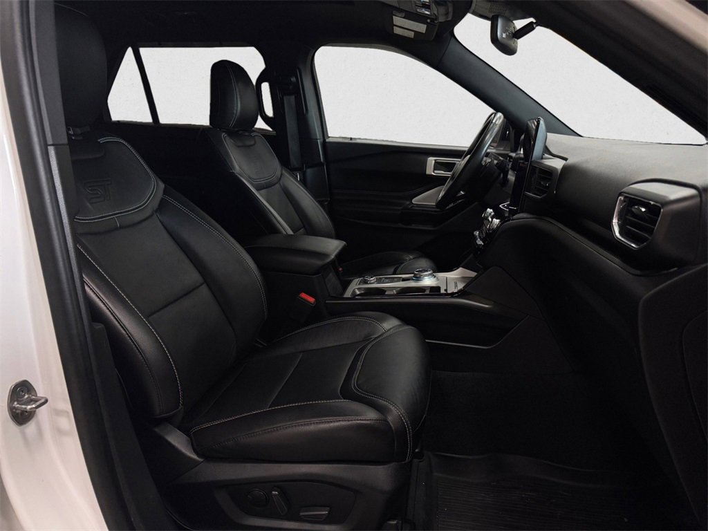 Certified 2024 Ford Explorer ST w/ Technology Package image 15