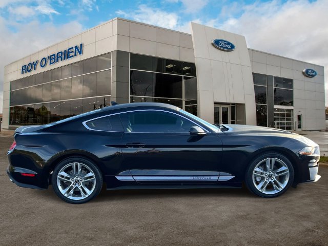 Certified 2021 Ford Mustang Premium w/ Pony Package RWD image 6