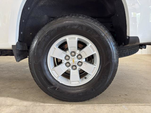 Used 2017 Chevrolet Colorado W/T w/ WT Convenience Package RWD image 8