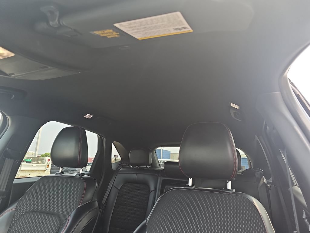 Certified 2025 Ford Escape ST-Line Select AWD/4WD image 29