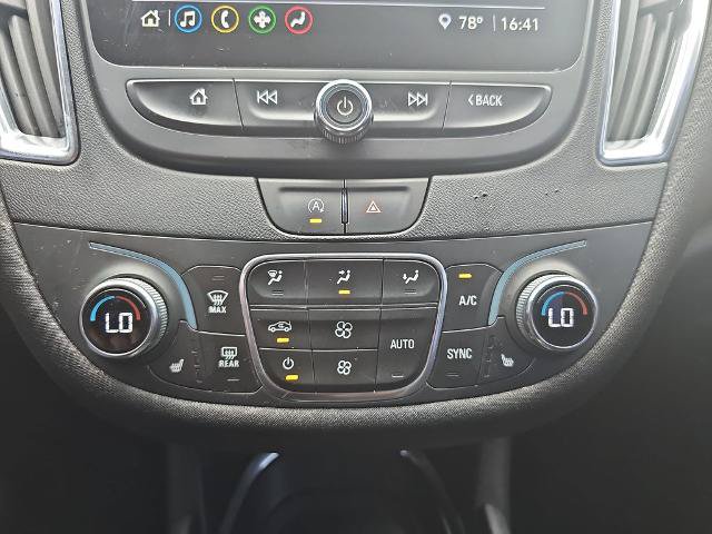 Used 2021 Chevrolet Malibu LT FWD image 22