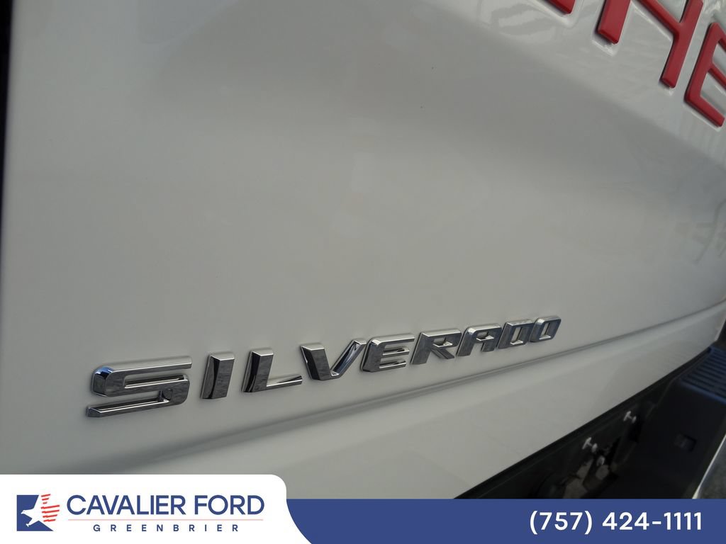 Used 2024 Chevrolet Silverado 1500 LT AWD/4WD image 6