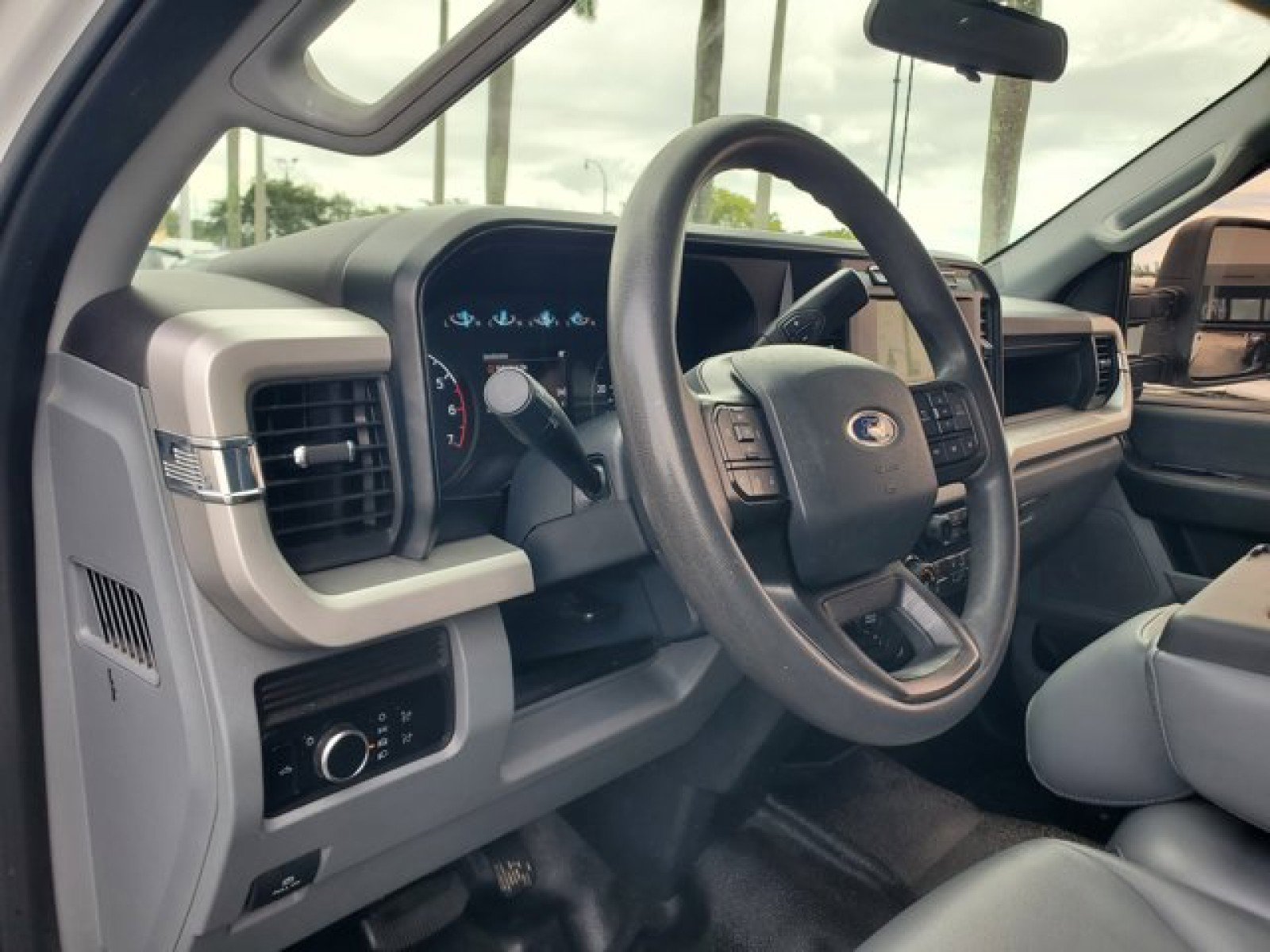 Certified 2024 Ford F350 XL AWD/4WD image 9