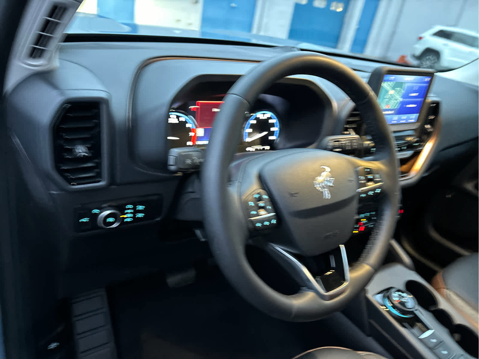 Certified 2024 Ford Bronco Sport Outer Banks w/ Tech Package image 17