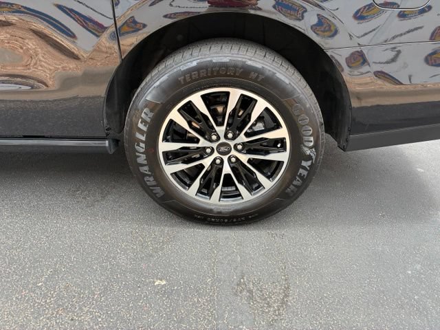 Certified 2025 Ford Expedition Max Platinum AWD/4WD image 18