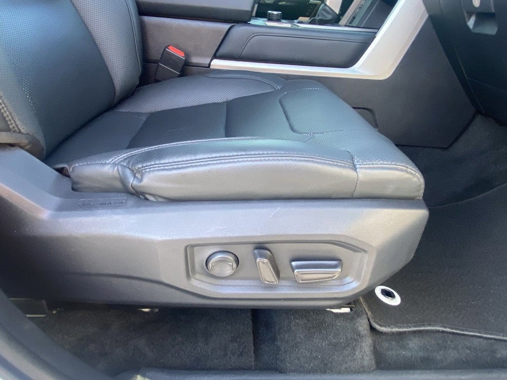 Used 2024 Toyota Tundra Limited image 29