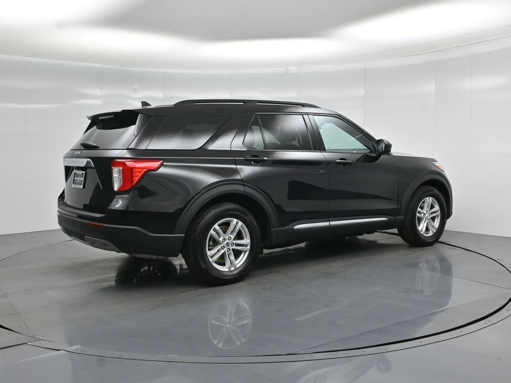 Certified 2023 Ford Explorer XLT w/ Equipment Group 202A RWD image 27