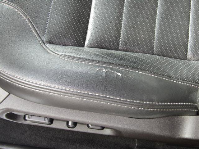 Certified 2019 Ford Taurus SHO w/ Driver Assist Package image 18