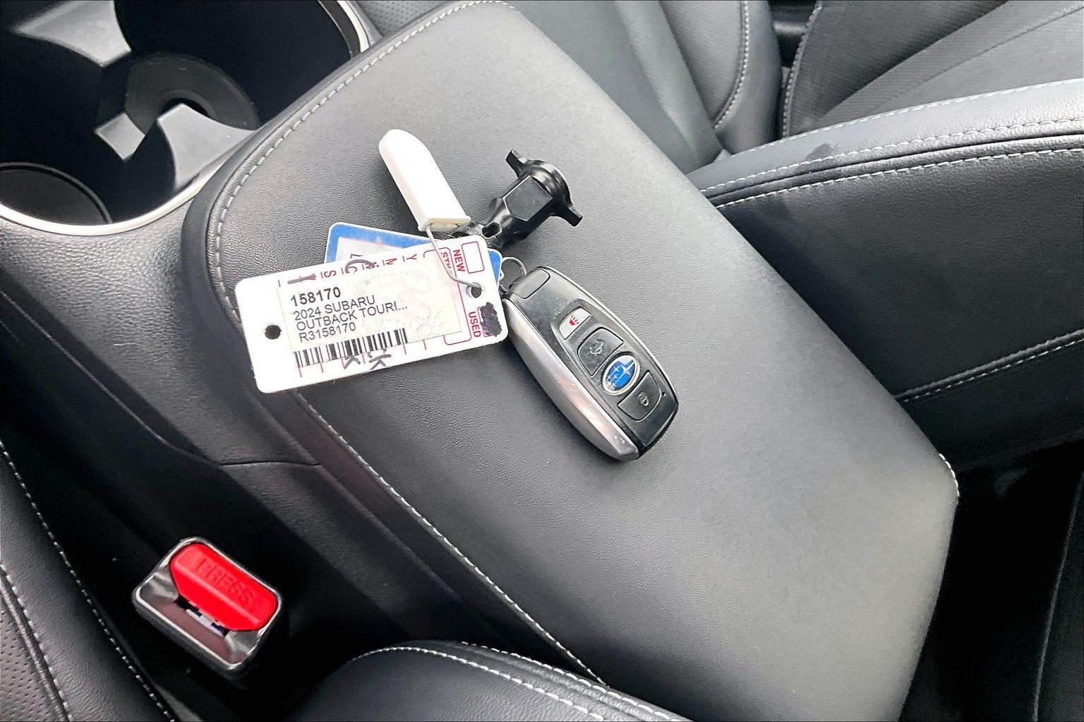 Used 2024 Subaru Outback Touring XT AWD/4WD image 12