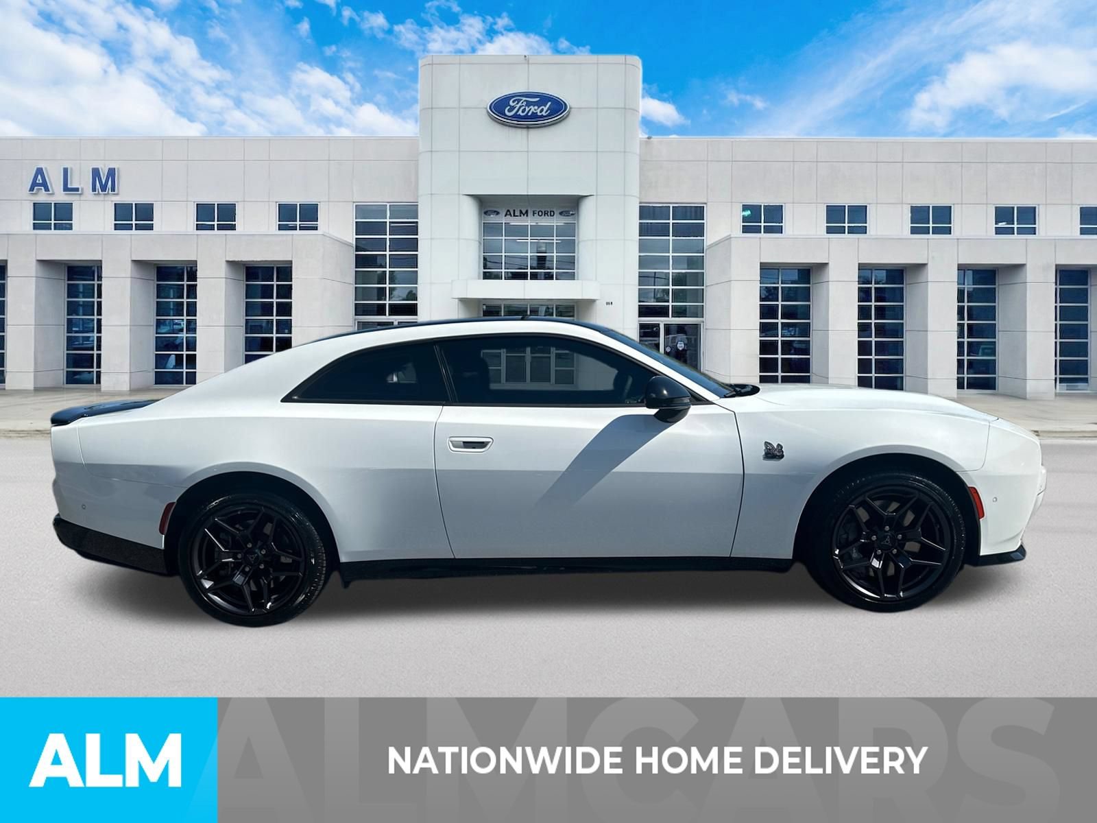 Used 2026 Dodge Charger Scat Pack w/ Blacktop Package AWD/4WD image 4