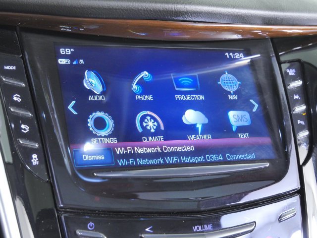 Used 2020 Cadillac Escalade Luxury w/ Escalade Sport Edition AWD/4WD image 28