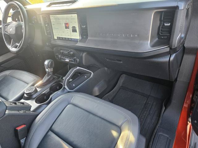 Certified 2022 Ford Bronco Outer Banks w/ Sasquatch Package AWD/4WD image 19