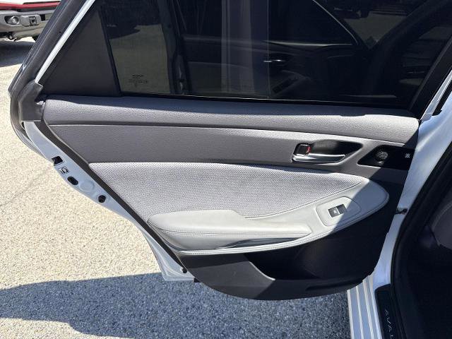 Used 2019 Toyota Avalon Touring w/ Advanced Safety Package FWD image 28