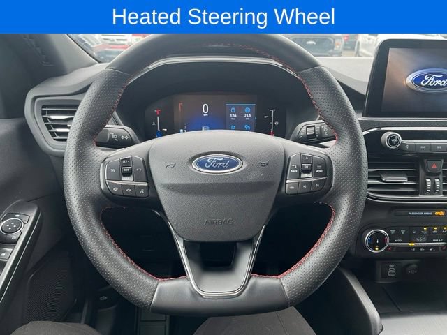Certified 2025 Ford Escape ST-Line Select AWD/4WD image 13